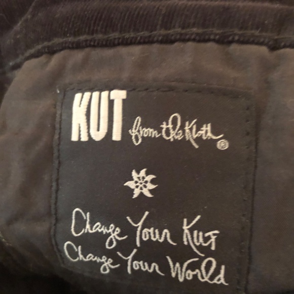 SALE Like New Kut from the Kloth Diana stretch Corduroy skinny pant in black - Picture 4 of 6